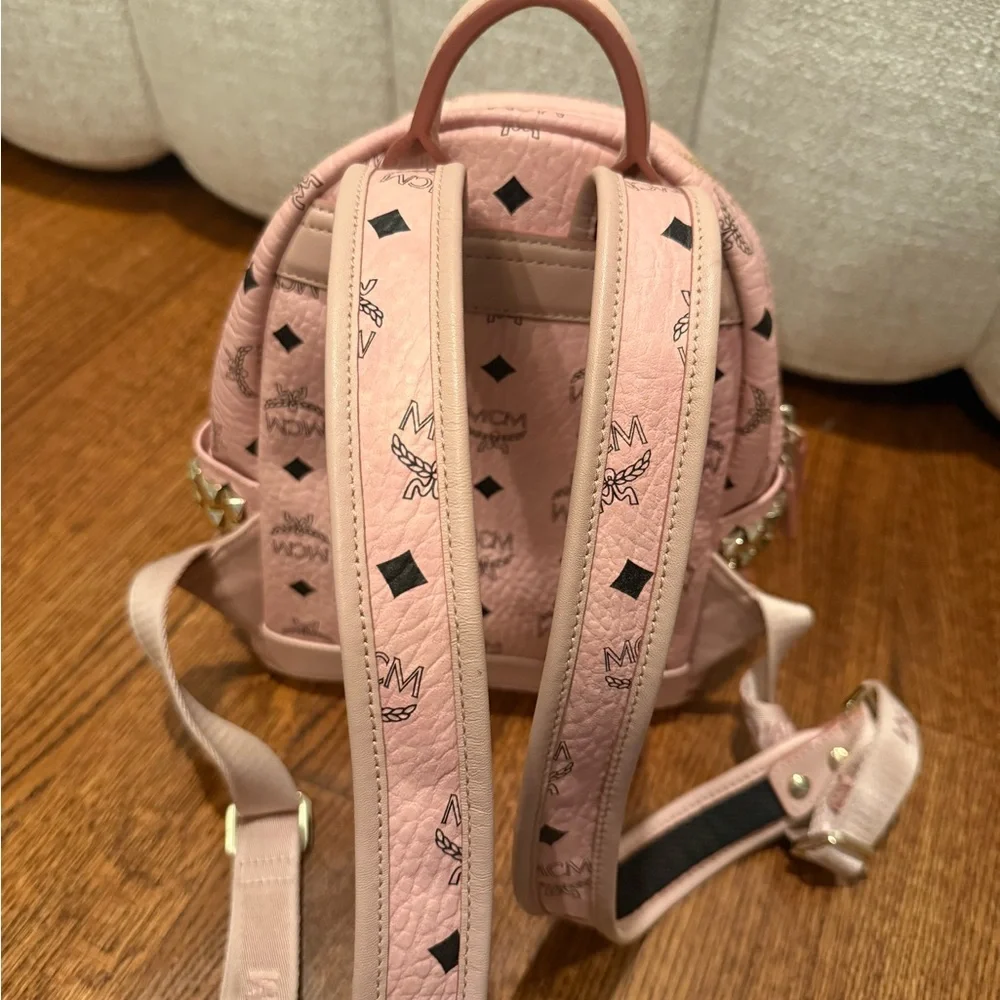 MCM Pink Logo Backpack - Picture 5 of 7